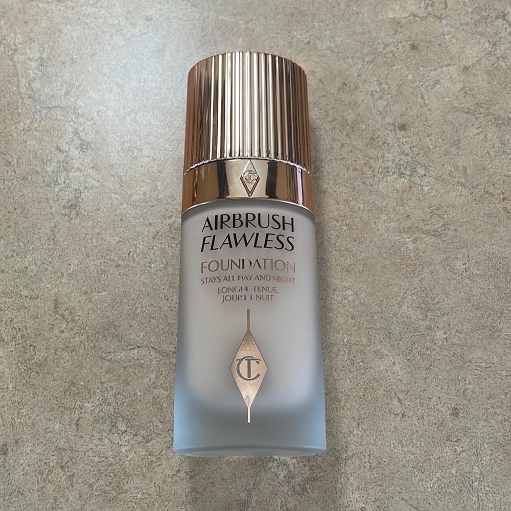 Charlotte Tilbury Airbrush Flawless Finish Foundation